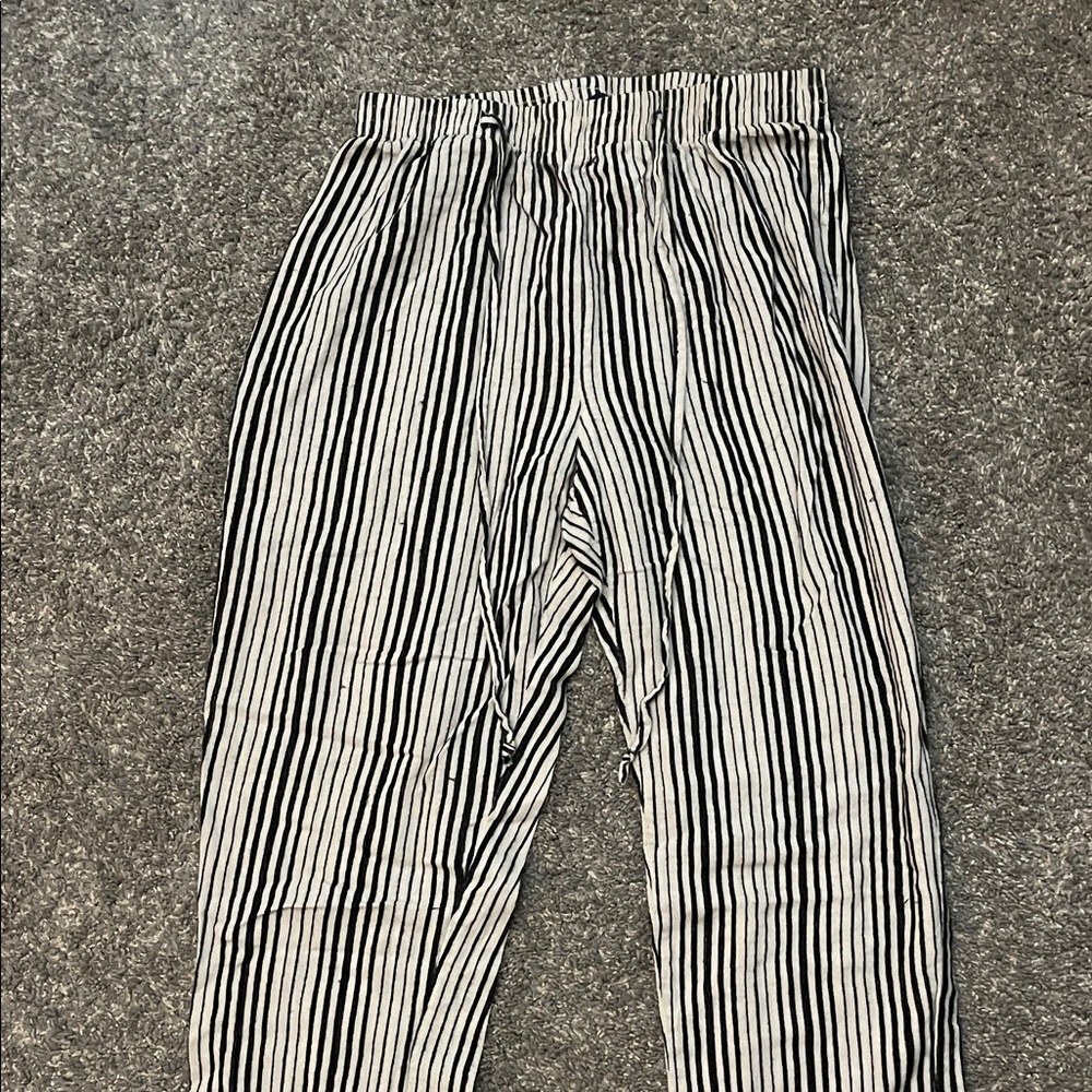 Brandy Melville Black and White Vertical Stripe Straight Leg Pants